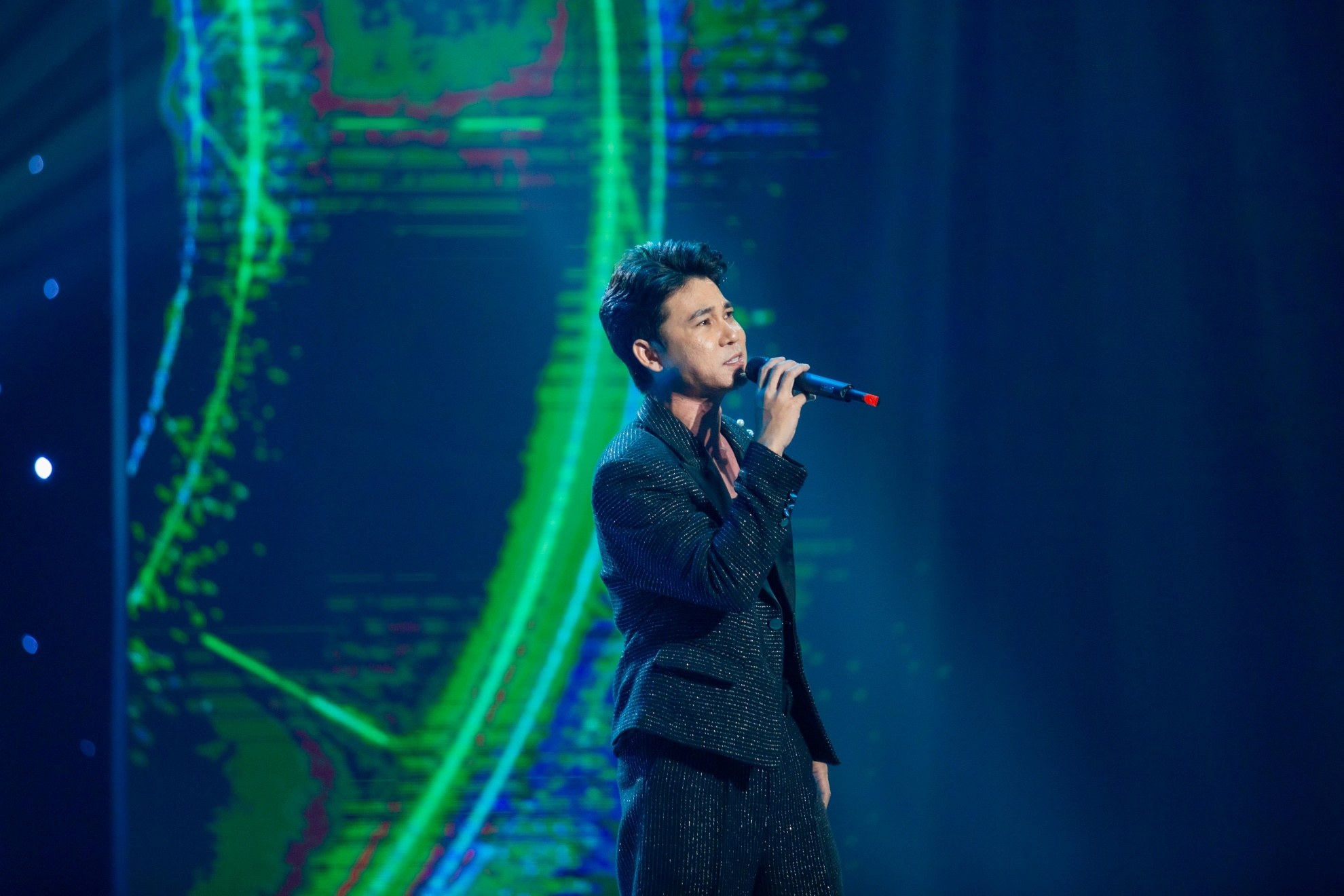 Nhất Hùng