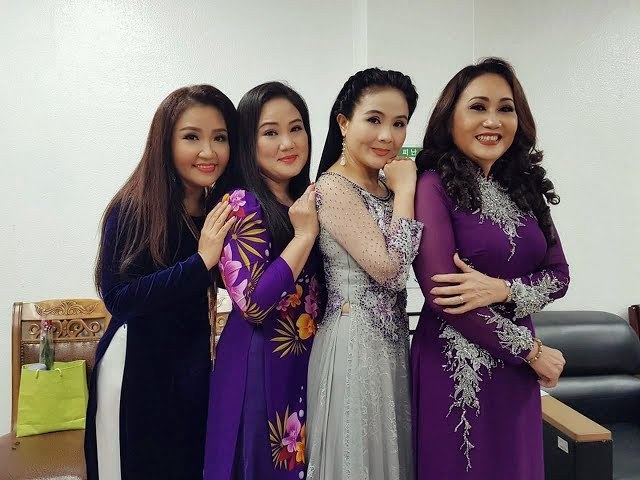 Nhóm 4 Chị Em