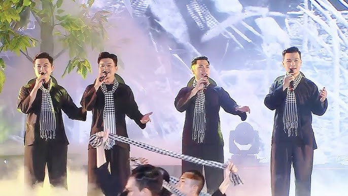 Nhóm Hoa Hồng