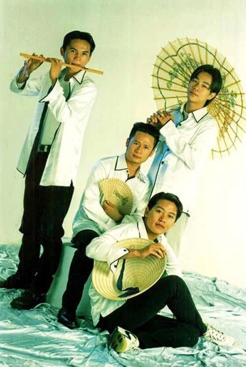 Nhóm Quả Dưa Hấu