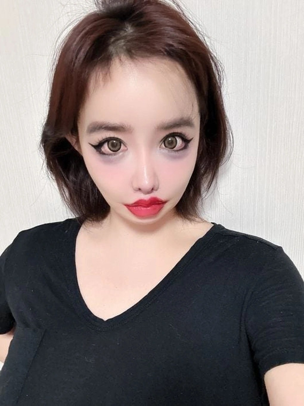 Park Bom (2NE1)