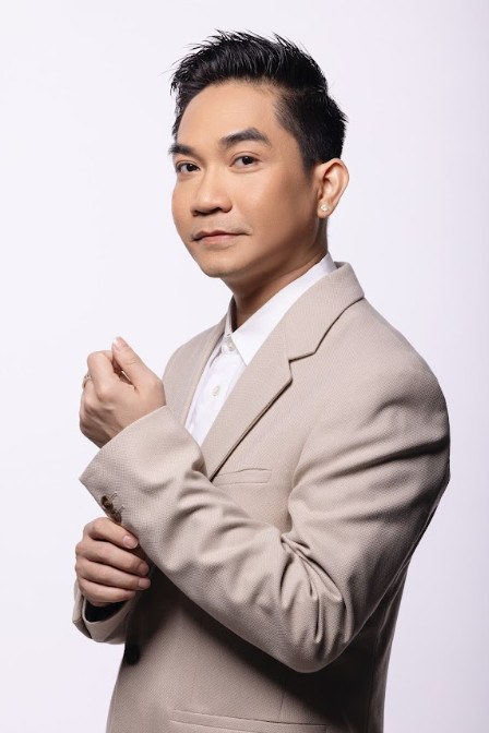 Phạm Hưng