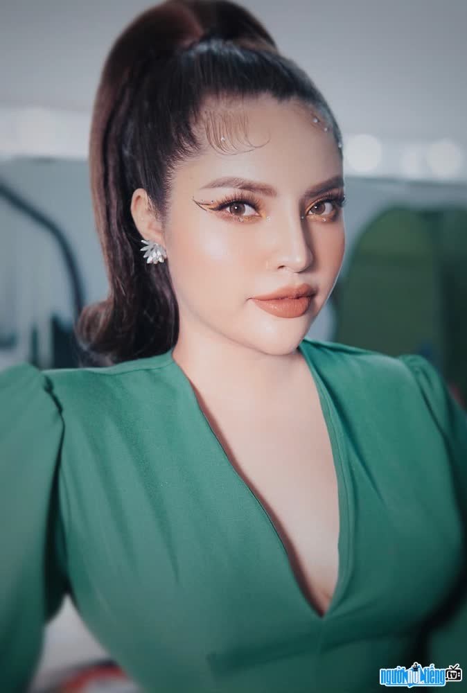 Phạm Hương Giang