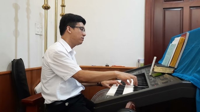 Pr. Lê Hoàng Nam SJ