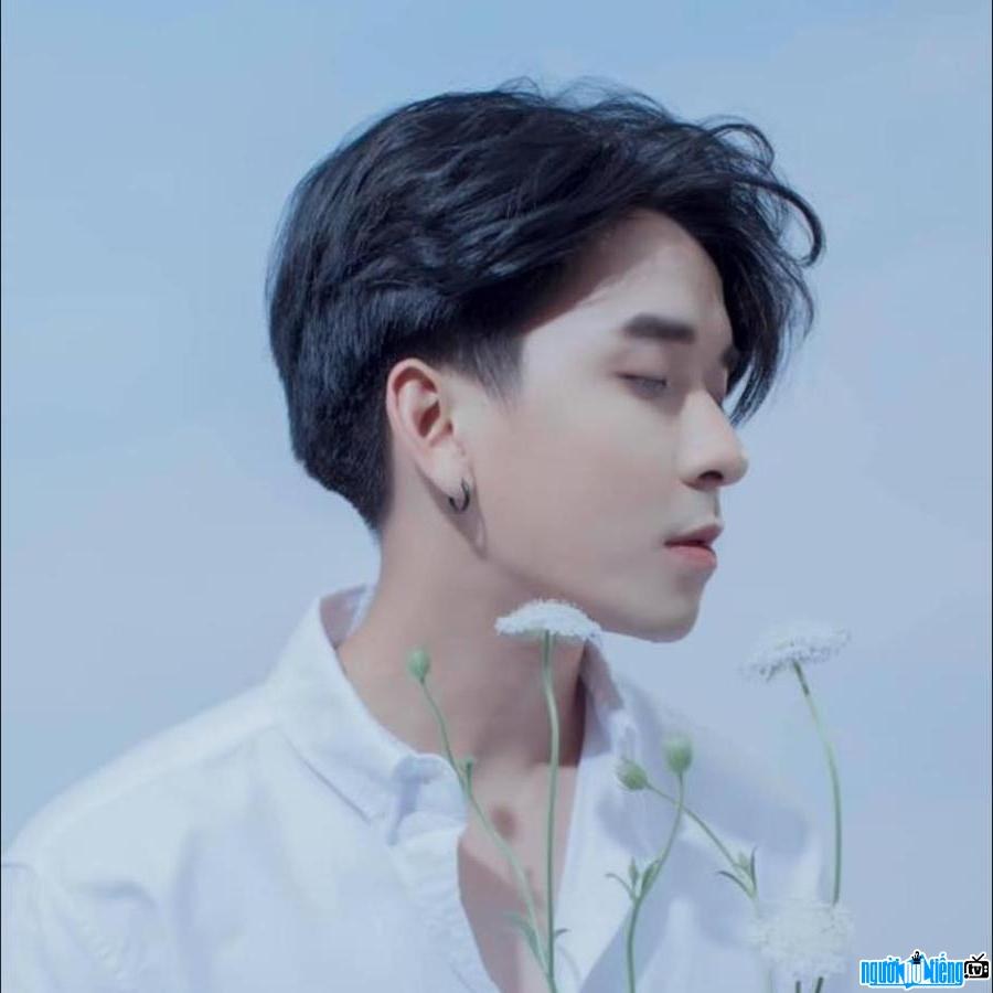 QUANG ĐÔNG