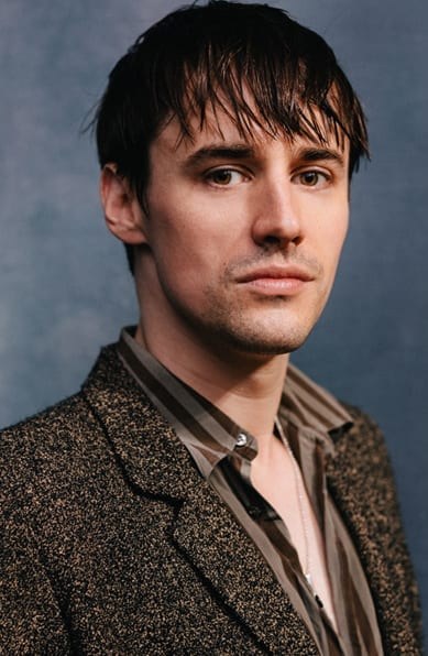 Reeve Carney