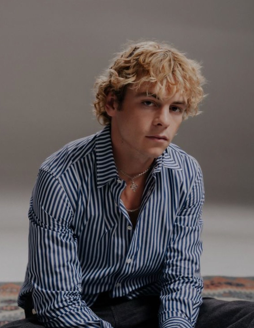 Ross Lynch 