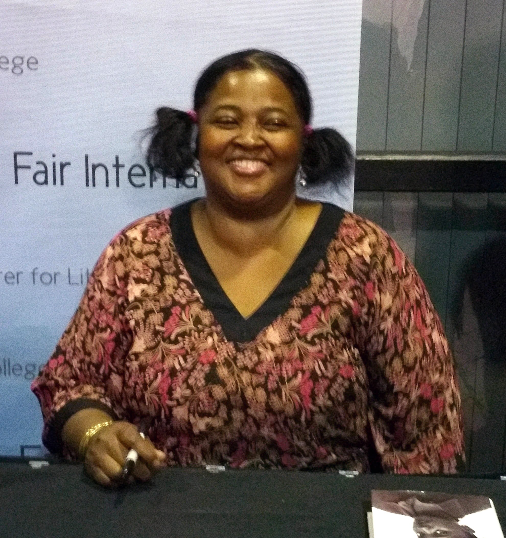  Sister Souljah