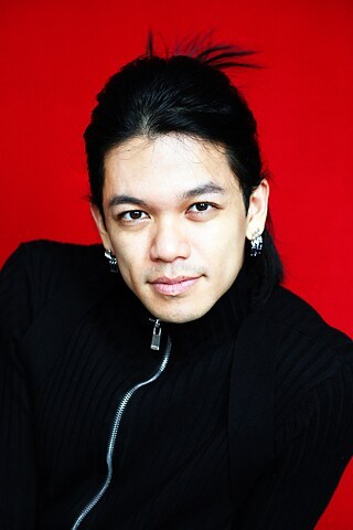 (S)TRONG Trọng Hiếu