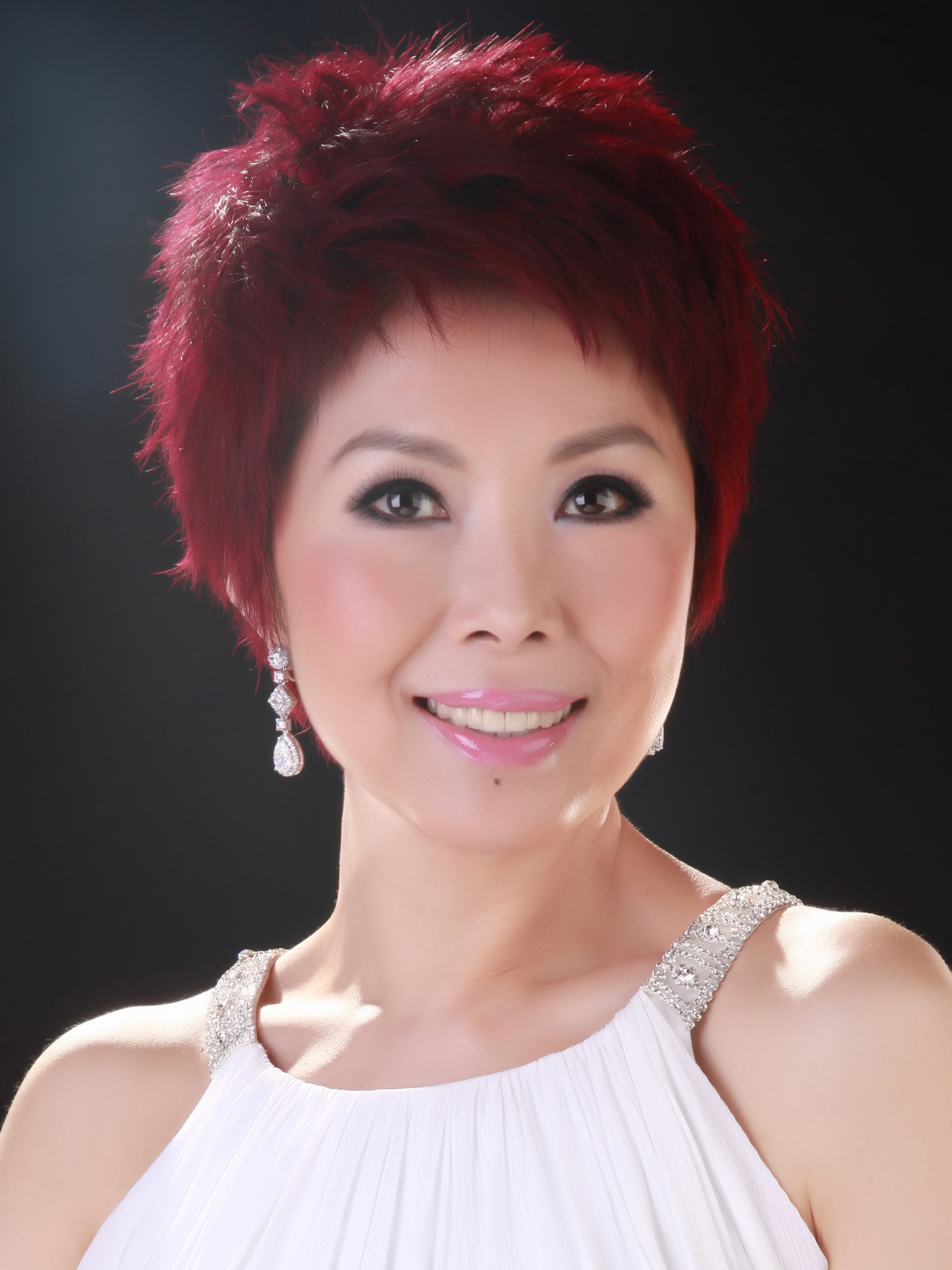 Susanna Kwan / Quan Cúc Anh
