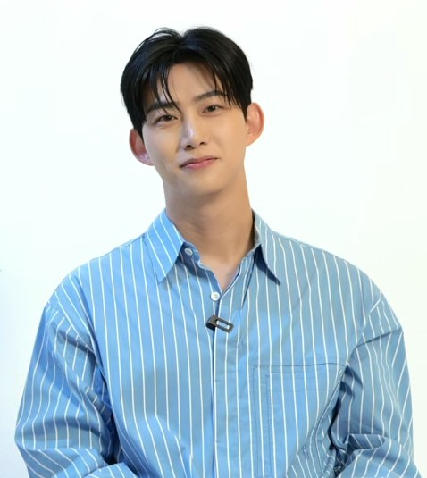 Taecyeon (2PM)