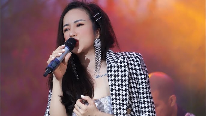 Tấn Triệu
