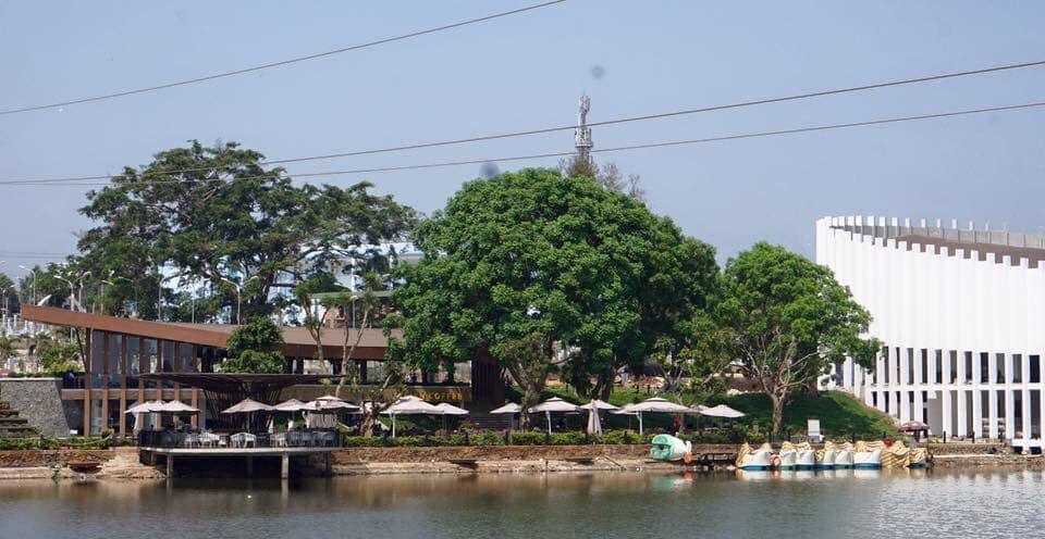 Ba mối tình