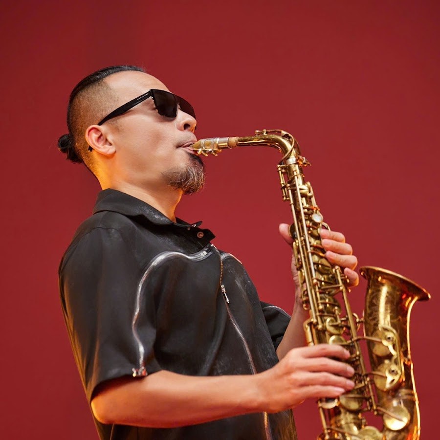 The Saxophones