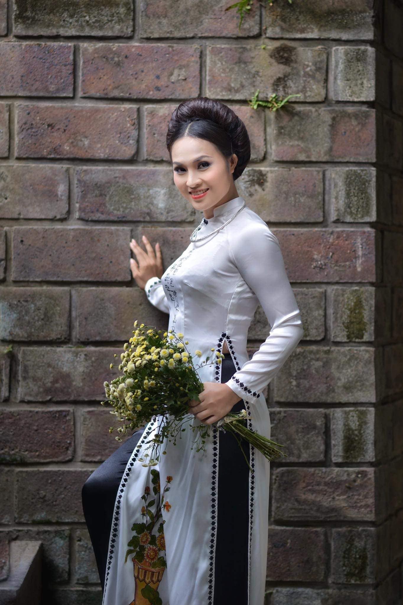 Thu Hoài - Đan Linh
