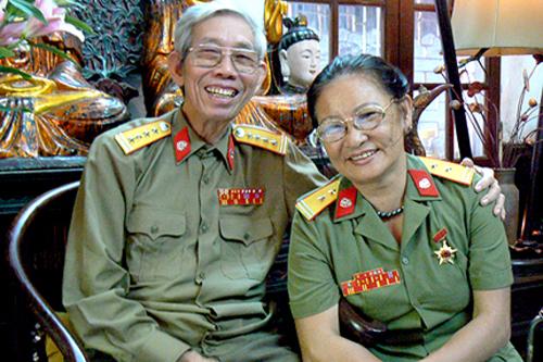 Vầng trăng Ba Đình