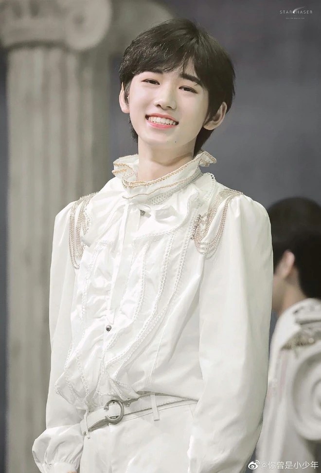 Tống Á Hiên
