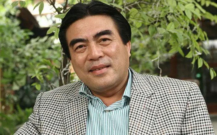 Chào Em Cô Gái Lam Hồng