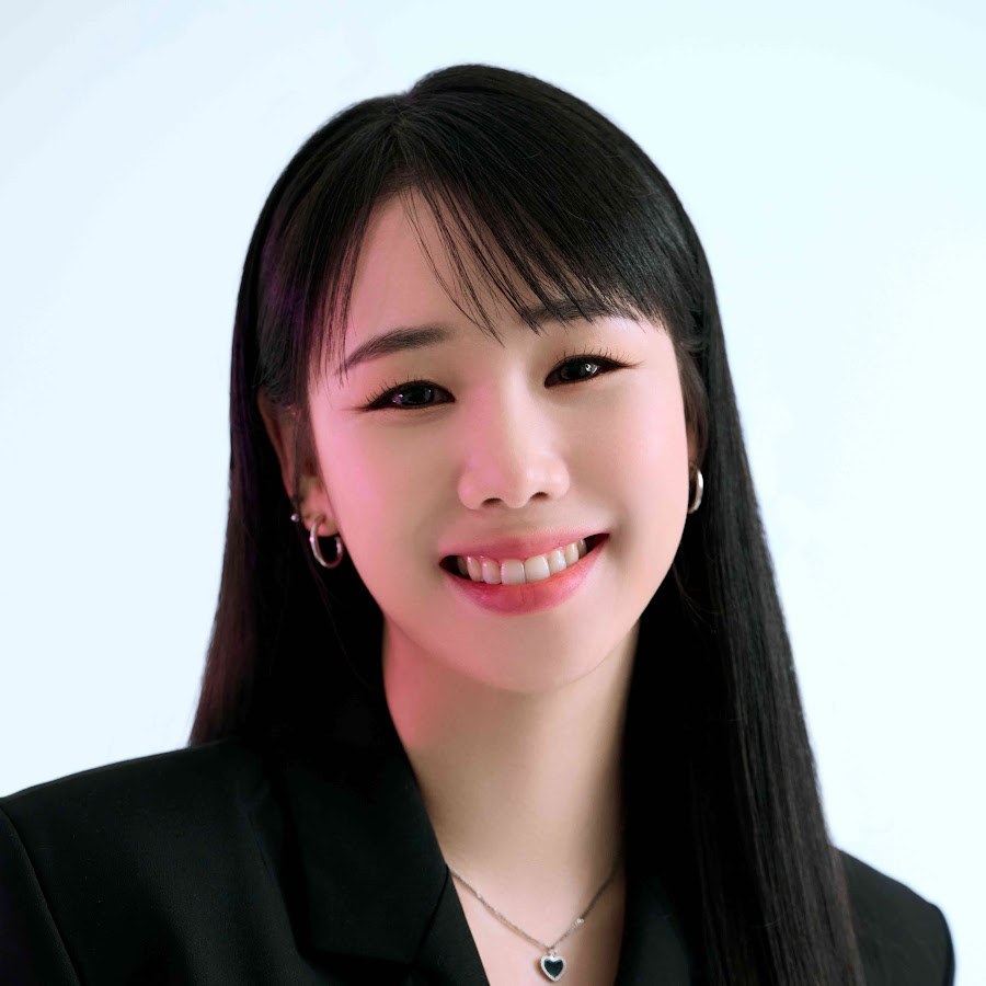 U Sung Eun (유성은)