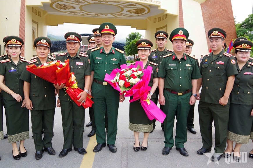 Vietnamese Military Literary Troupe