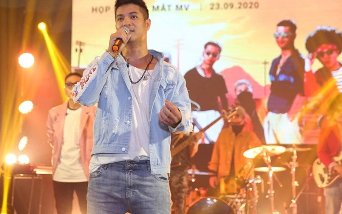 Voi Biển Band