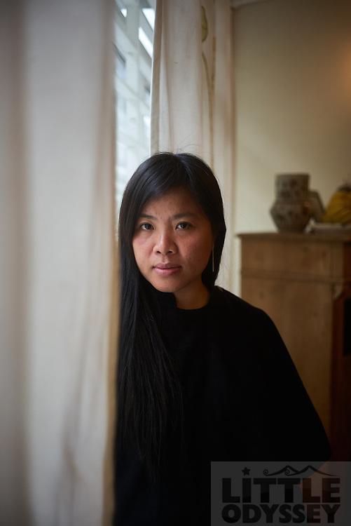 Những Bàn Chân Lặng Lẽ