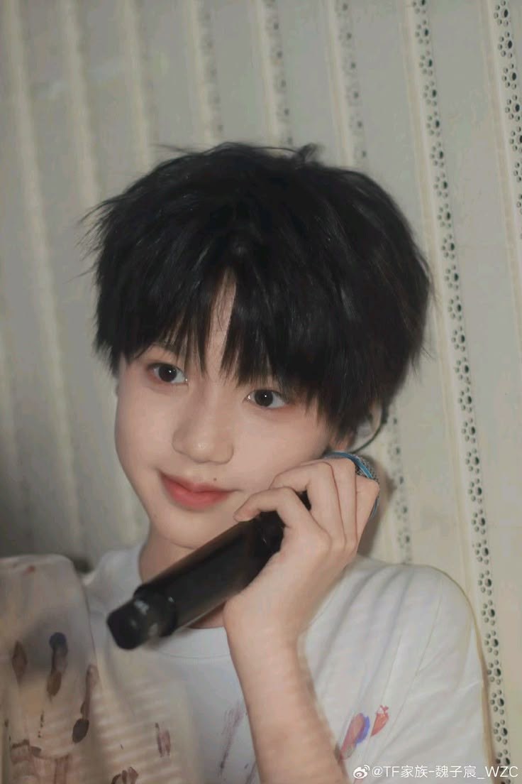 Wei Chen / Nguy Thần