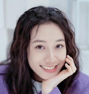 Wei Qi Qi (魏奇奇)