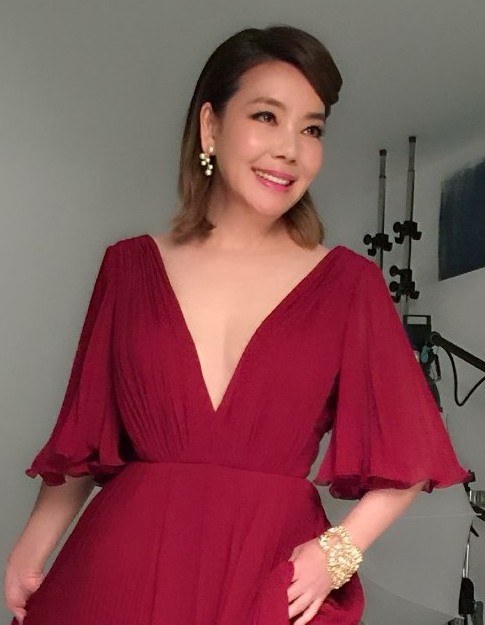 Winnie Hsin / Thân Hiểu Kỳ