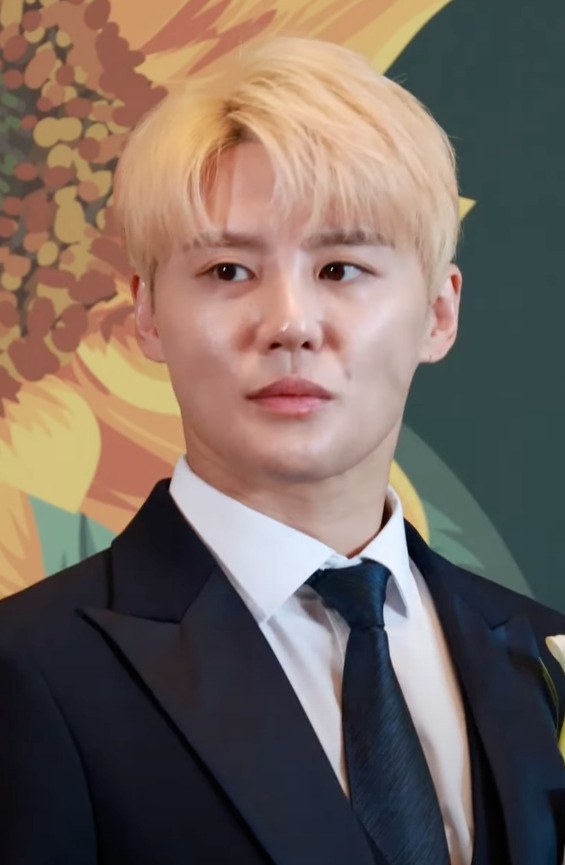 Xiah Junsu (JYJ)