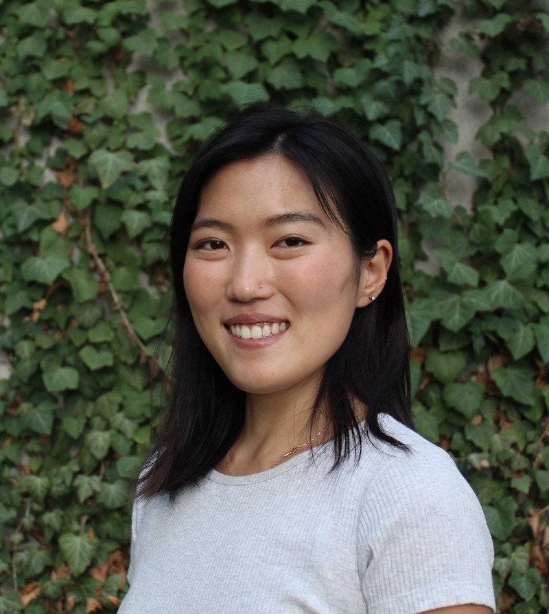Yunha Hwang 