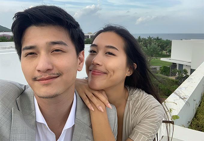 Anh đâu em đó