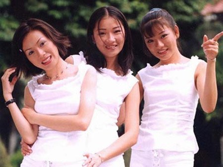 Áo Trắng