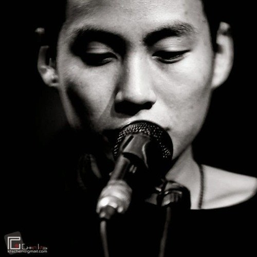 Bất Ngờ
