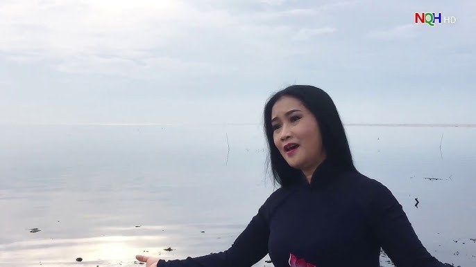 BIỂN ĐỢI EM VỀ