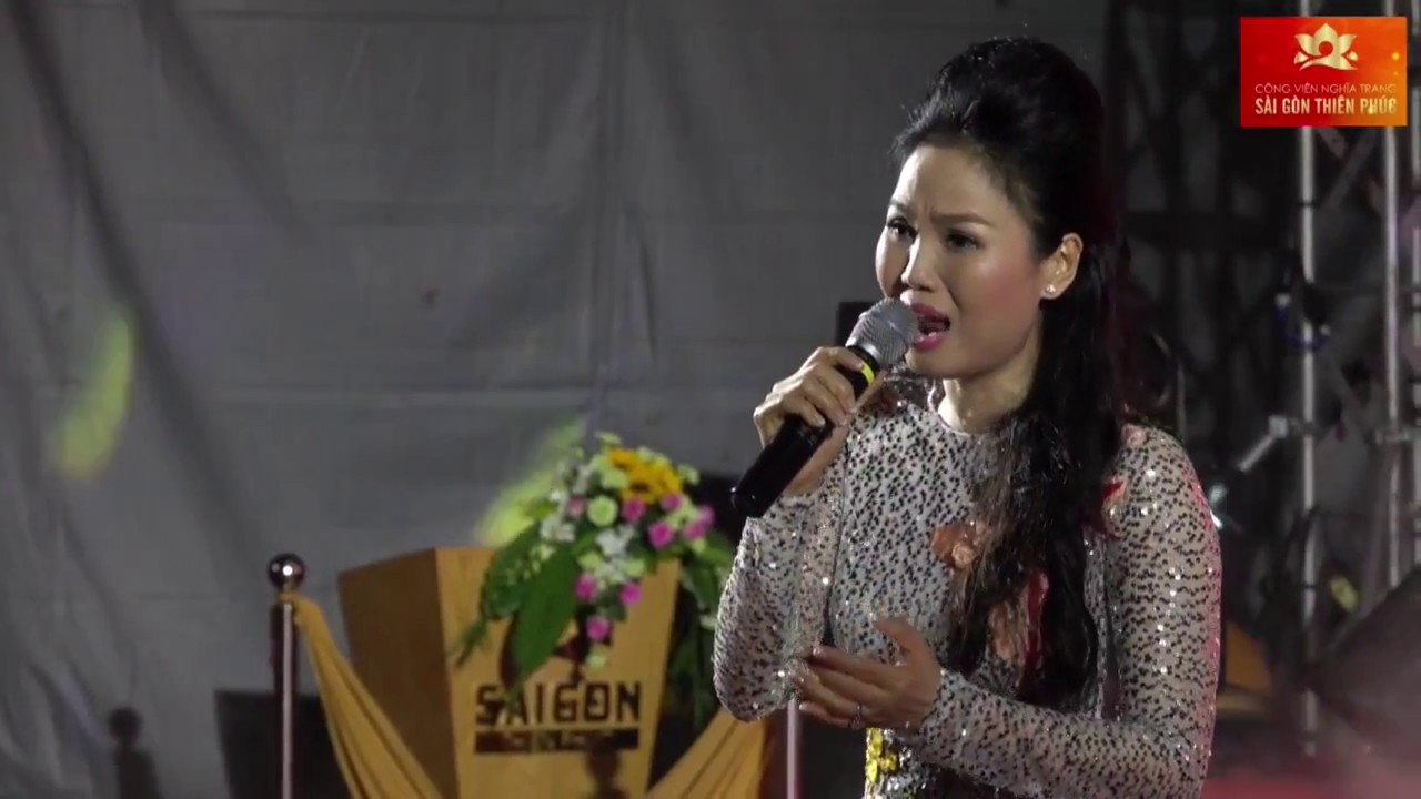 Bông Hồng Cài Áo