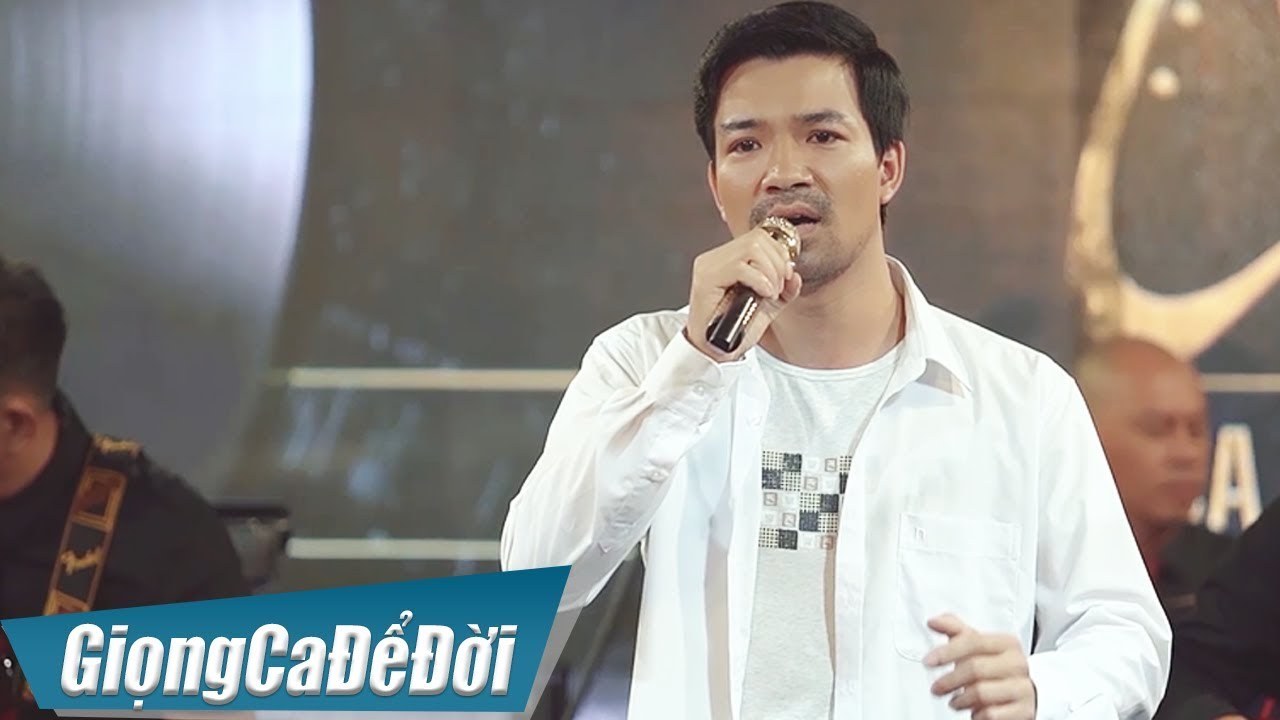 Câu Chuyện Mình Tôi Và Em