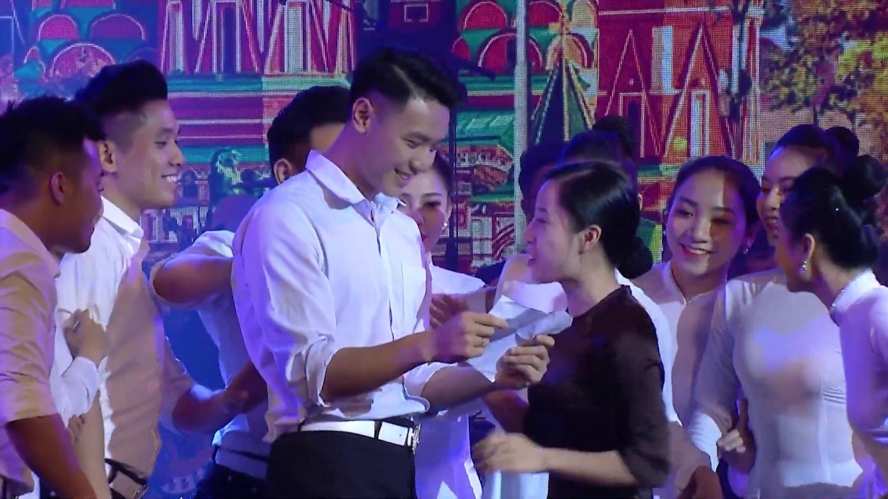 CHÀO MẸ