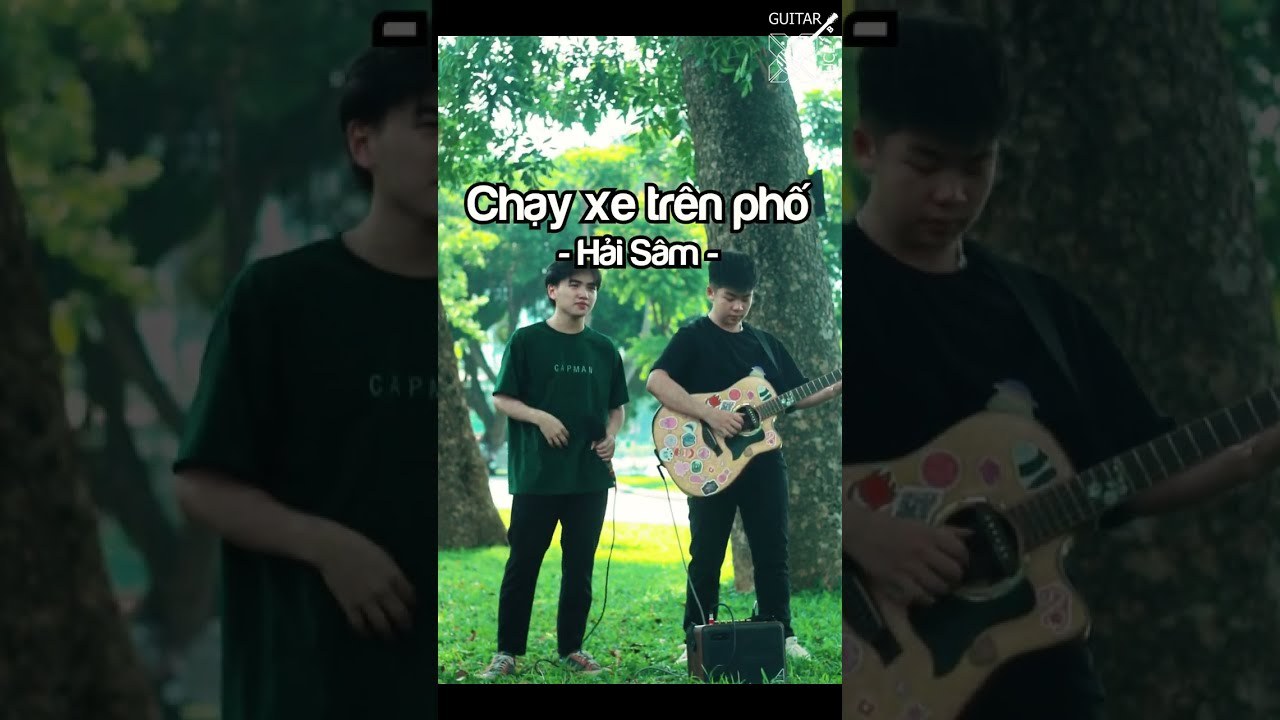 Chạy Xe Trên Phố