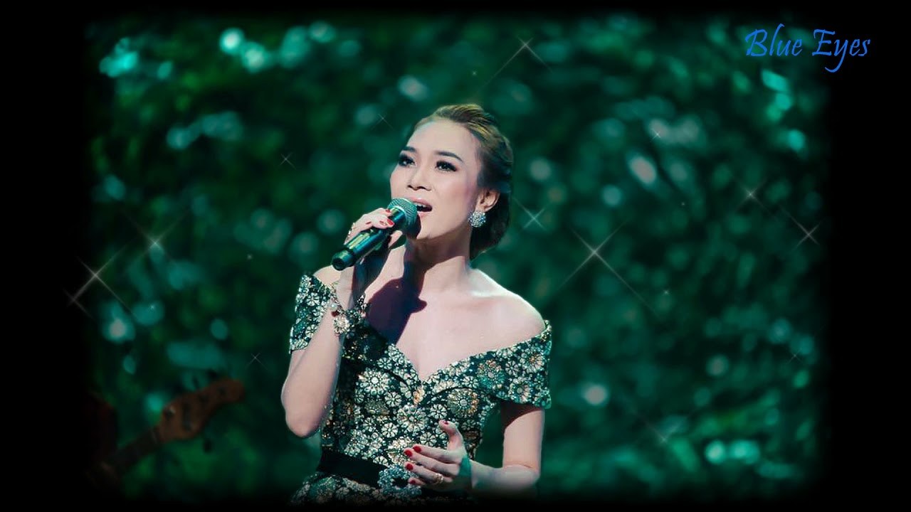 Chỉ hai đứa mình thôi nhé