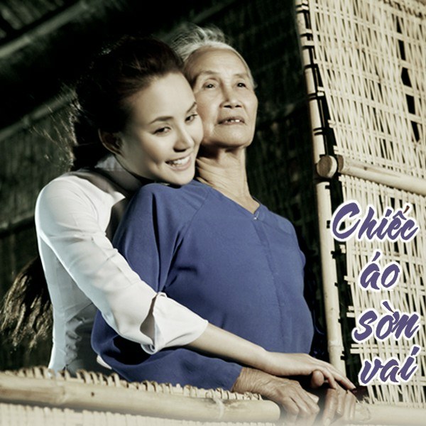 Chiếc Áo Sờn Vai