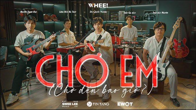 chờ em