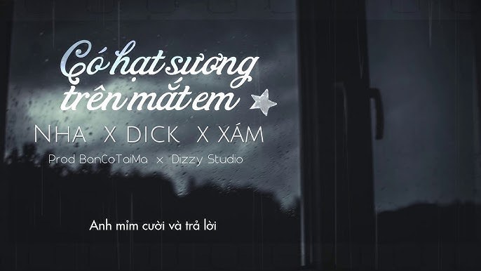Có hạt sương trên mắt em