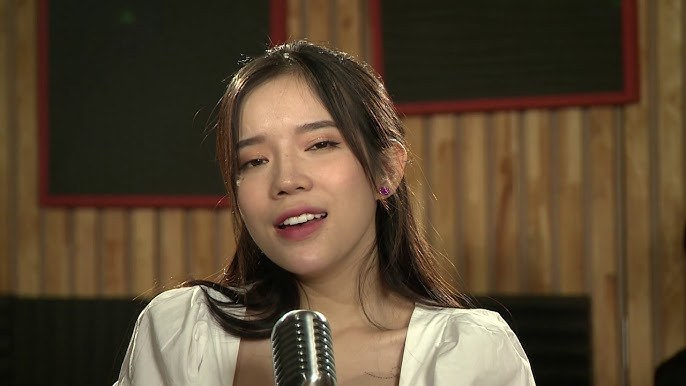 Cũng Hơi Kỳ