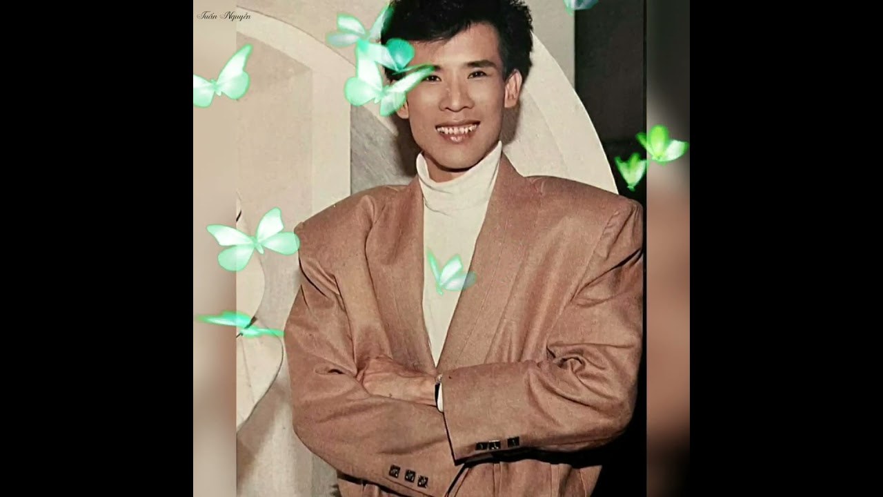 Dấu đạn thù trên tường vôi trắng