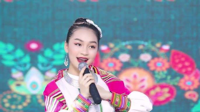 Điệu Xòe Thương Nhau