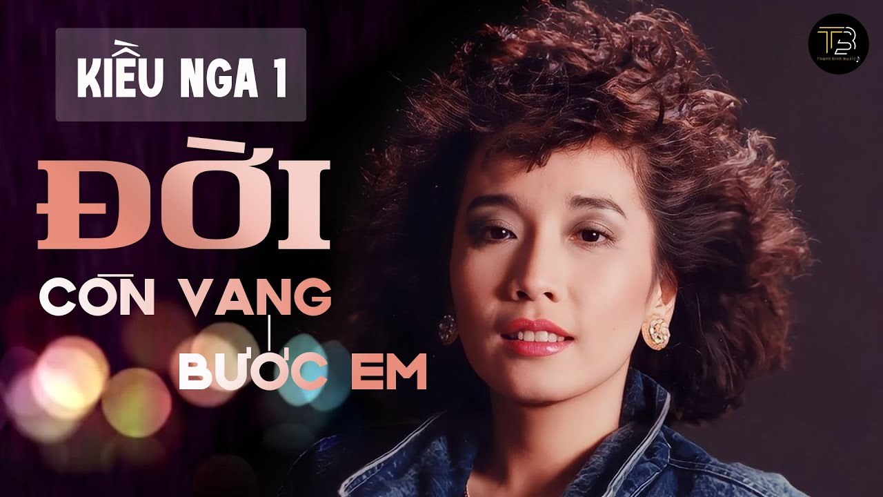 Đời còn vang bước em