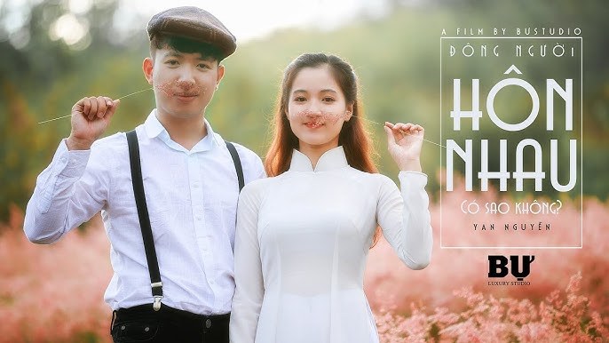 Đông Người Hôn Nhau Có Sao Không?