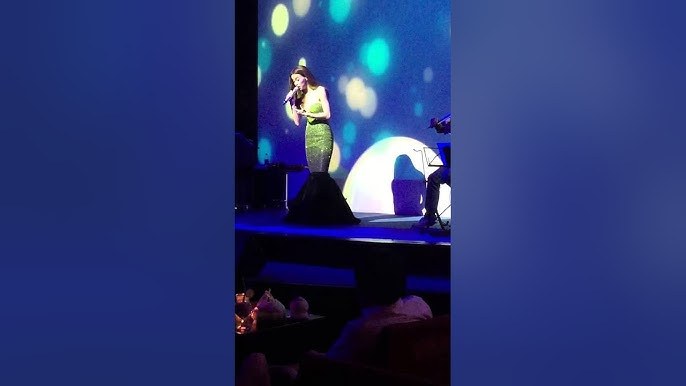 Em, Anh Và Cô Ấy