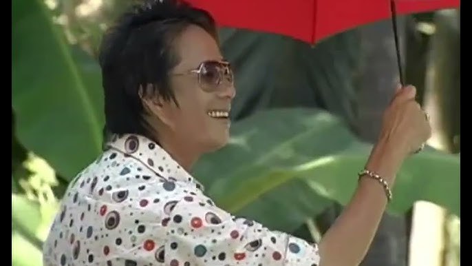 Em Còn Nhỏ Xíu Em Xin Lắc Đầu